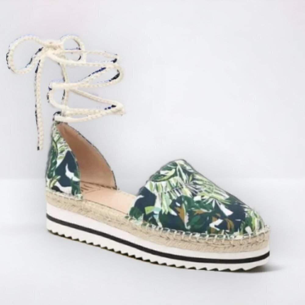 JLO (Jennifer Lopez) Larenn Tropical Jungle Espadrilles, Women’s Size 7.5 M